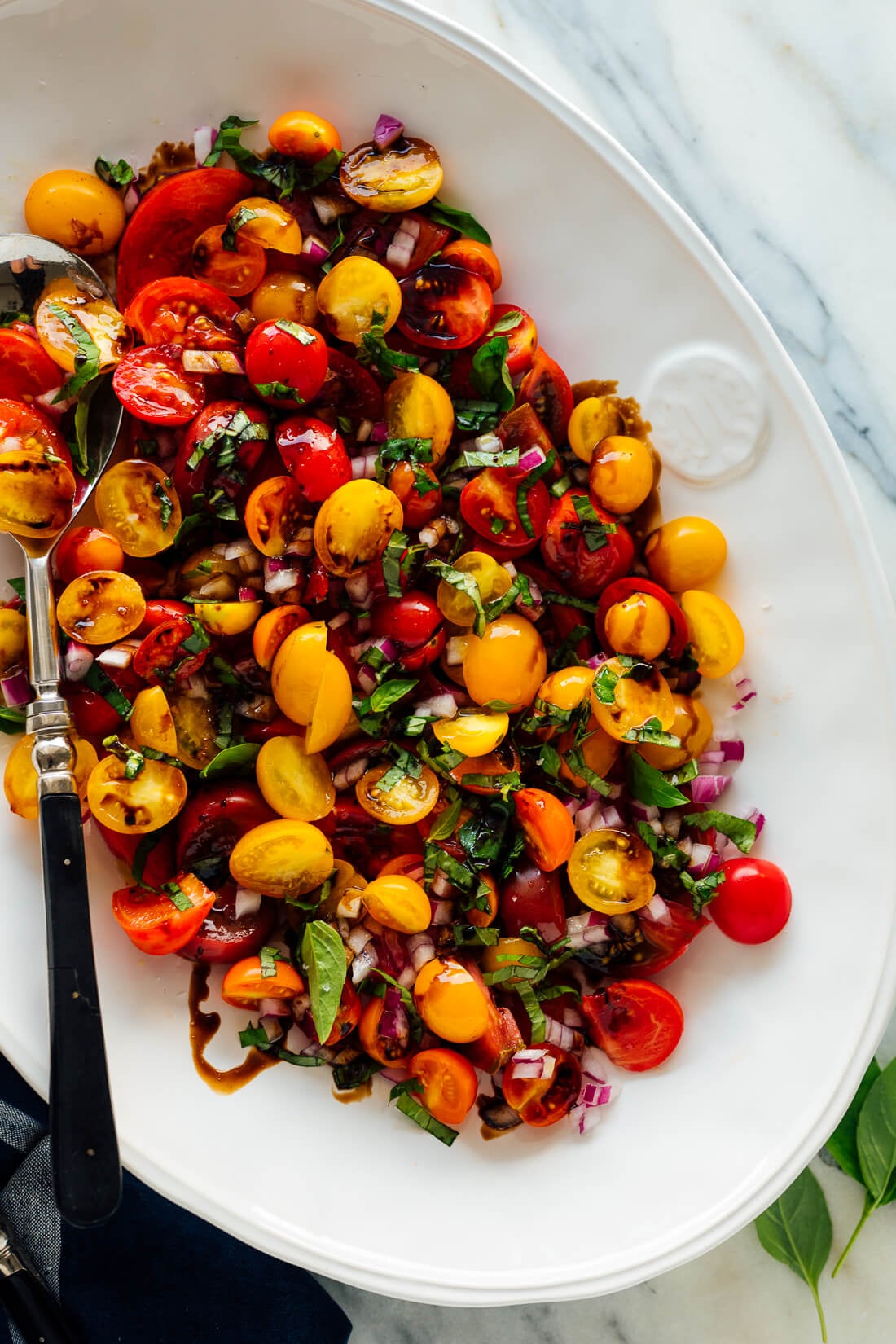 Savor Summer: Easy Tomato Salad Recipes Ready in Minutes